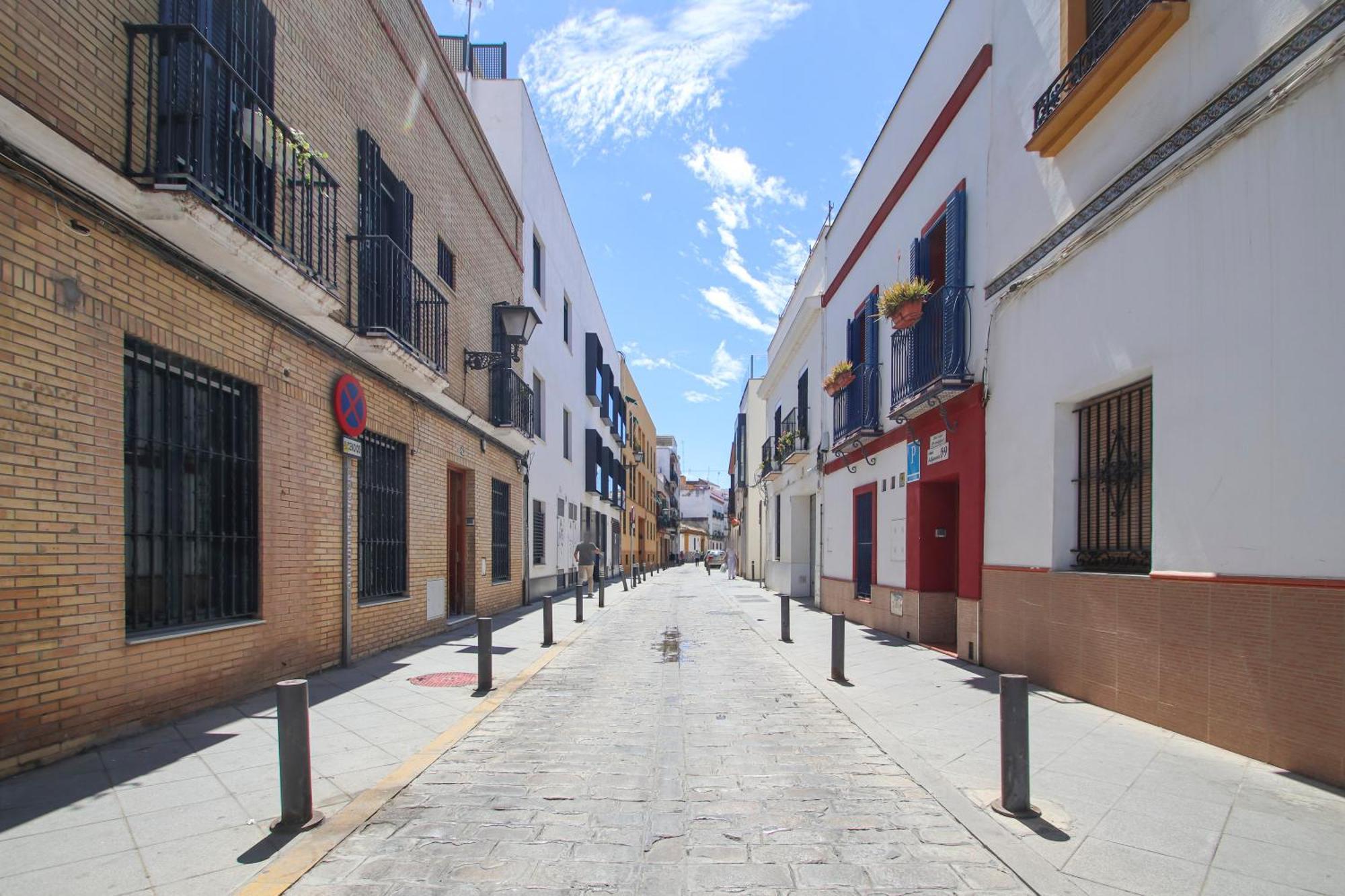 Spacious 2 Bedroom Apt In The Heart Of Triana Seville Exterior photo